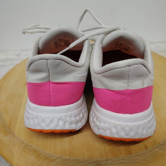 Nike Revolution 5 Running Shoes Athletic Comfort BQ3207-007 White Women Size 7.5 - Picture 9 of 17